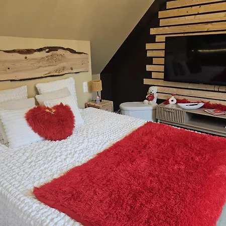 Le Chalet, Escapade & Jacuzzi Prive Proche Lille 아파트 Bassee