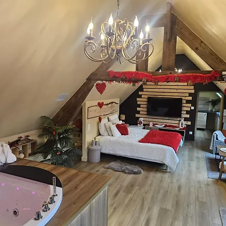 Le Chalet, Escapade & Jacuzzi Prive Proche Lille *