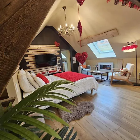 Apartamento Le Chalet, Escapade & Jacuzzi Prive Proche Lille Bassee