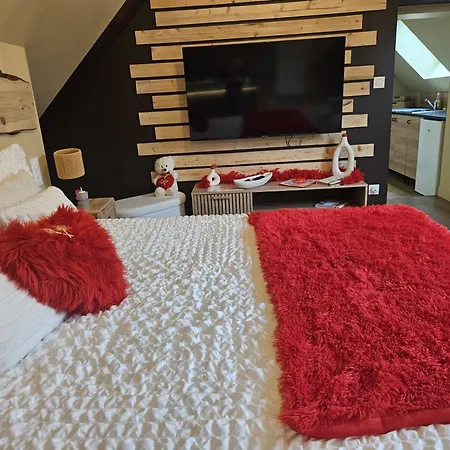 Le Chalet, Escapade & Jacuzzi Prive Proche Lille