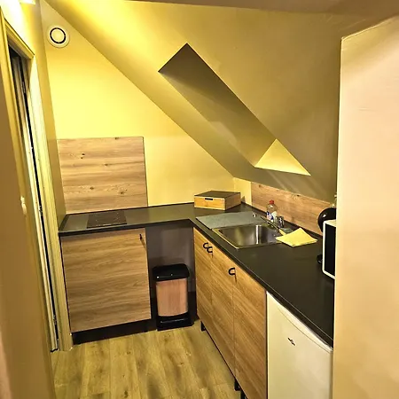 Le Chalet, Escapade & Jacuzzi Prive Proche Lille 아파트 Bassee